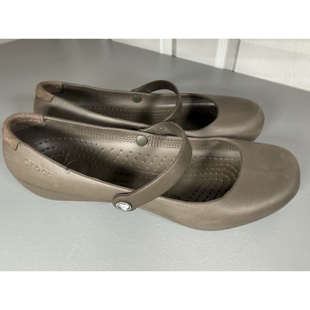 Crocs Alice Work Mary Jane Brown Slip Resistant Shoes Casual Comfort Women's 8